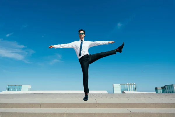 Happy Handsome Adult Businessman Wearing Elegant Suit Doing Acrobatic Trick — Foto Stock