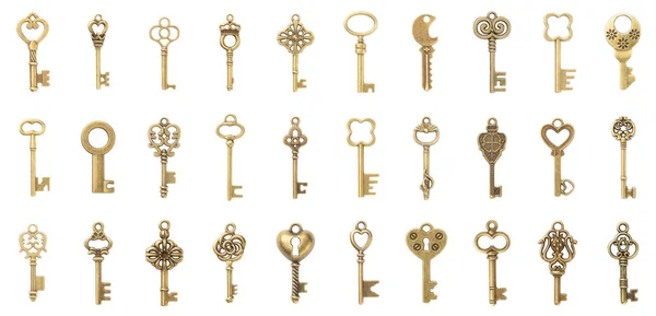 Set Vintage Gold Keys Isolated White Background Antique Design Concept — 图库照片