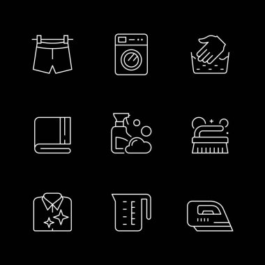 Çamaşırhanenin simgelerini siyaha ayır. Havlu, deterjan, çamaşır makinesi, leke çıkarıcı, fırça, demir, ölçü kabı, hassas spin, saf gömlek, köpük. Vektör illüstrasyonu