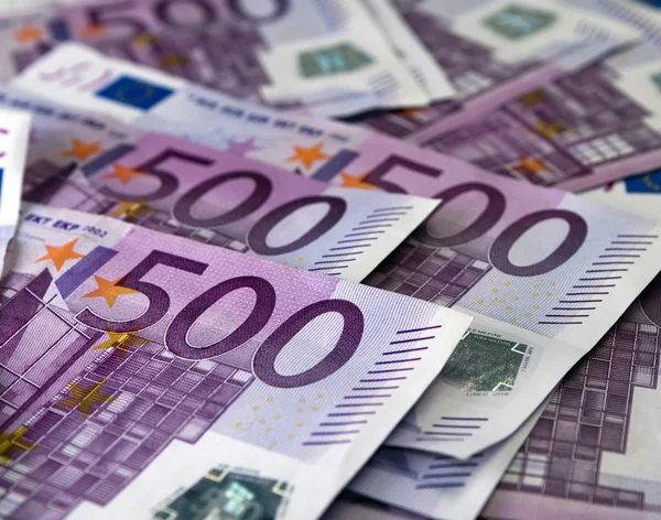 Many 500 Euro banknotes — Stock Photo, Image