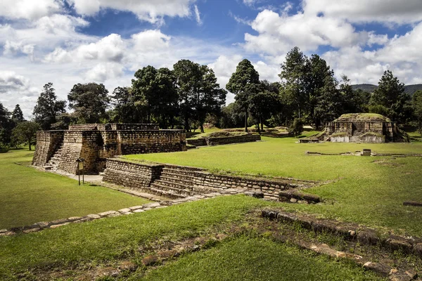 Iximche ruins — Stock Photo, Image