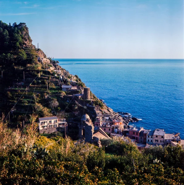 Мирный Вид Гавань Деревни Вернацца Cinque Terre Италии Снятый Аналоговой — стоковое фото