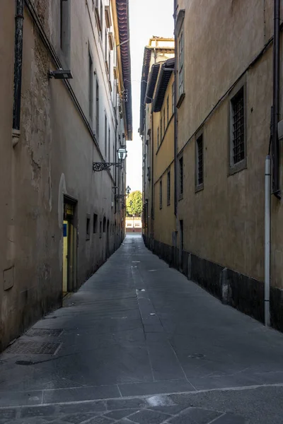Ένα Άδειο Σοκάκι Στη Φλωρεντία Της Ιταλίας Νωρίς Πρωί — Φωτογραφία Αρχείου