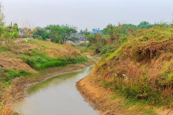 Canal de irrigação — Fotografia de Stock