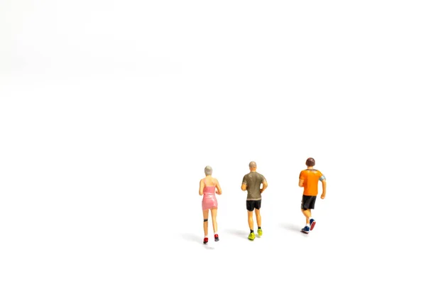 Pessoas Miniatura Correndo Fundo Branco Estilo Vida Saudável Conceitos Esporte — Fotografia de Stock