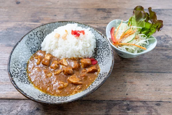 Arroz Curry Japonés Con Cerdo Fondo Madera — Foto de Stock