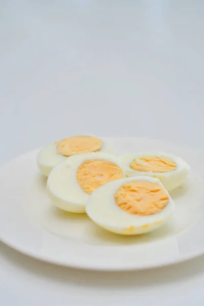 Ovos Cozidos Uma Mesa Cozinha Café Manhã Saudável Dieta Rica — Fotografia de Stock