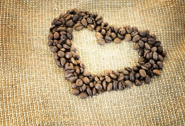 コーヒー豆と心 — ストック写真