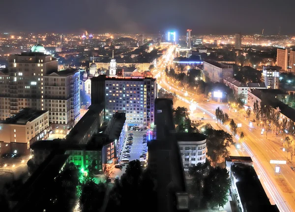 Νυχτερινή άποψη της πόλης, Ντόνετσκ — Φωτογραφία Αρχείου