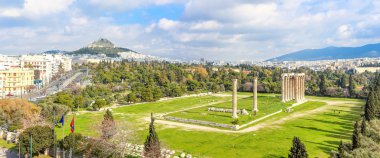 Antik zeus Tapınağı Atina kalıntıları üzerine panoramik Üstten Görünüm
