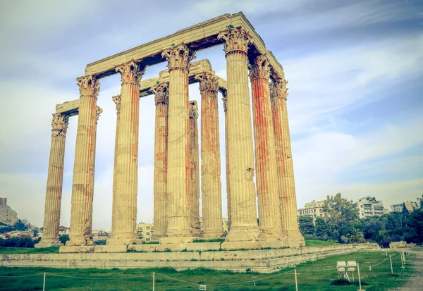 Ruinas del antiguo templo de Zeus, Atenas, Grecia —  Fotos de Stock