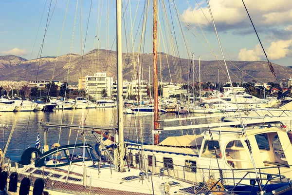 Σκάφη λιμάνι στην Αθήνα, Αττική, Ελλάδα — Φωτογραφία Αρχείου