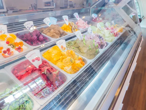 Ice creams  shop — Stock Photo, Image