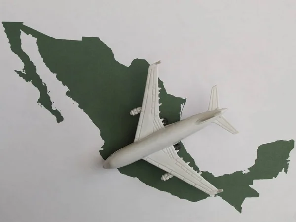 Figura Avião Branco Mapa México — Fotografia de Stock