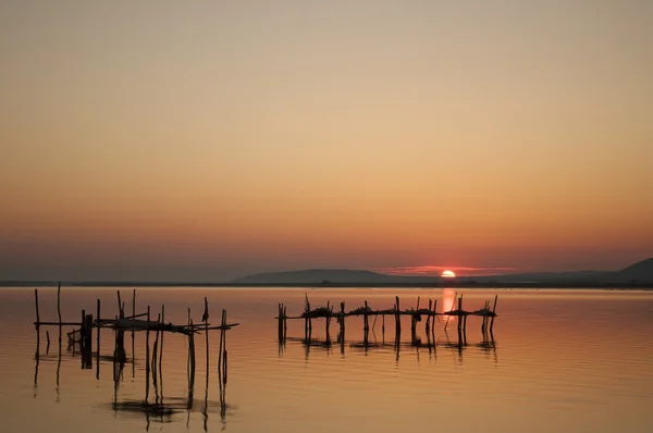 Sunrise on the lake — Stock Photo, Image