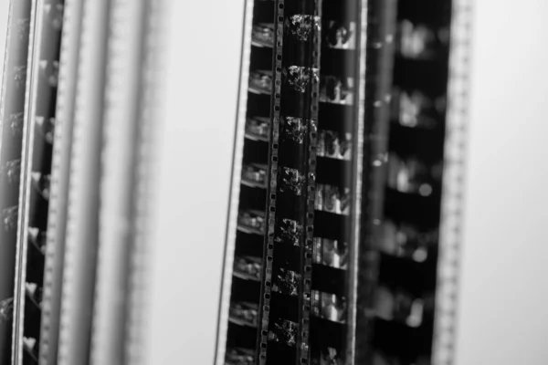 Kamera Negativfilm Selektiver Fokus Auf Die Folienperforation Schwarz Weiß Film — Stockfoto