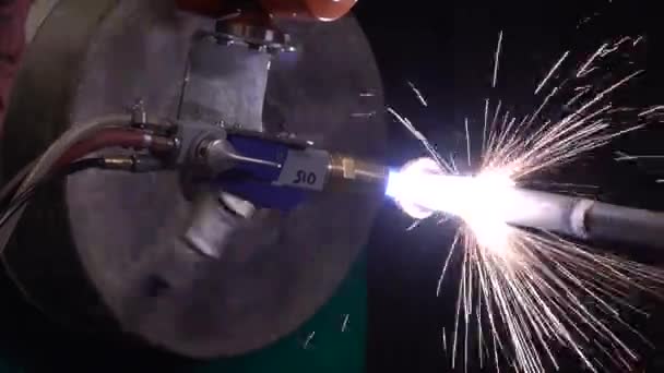 Termal Sprey Metal Kaplama Işlemi Metalurjik Bir Tesiste Barut Alevi — Stok video