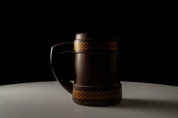 Wooden Oak Mug Handle White Table Isolated Black Studio Background — Stock Fotó