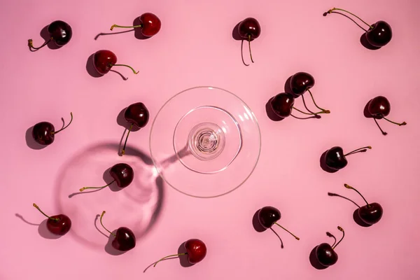 Ripe Red Sweet Cherries Tails Scattered Pink Background Next Transparent — 스톡 사진