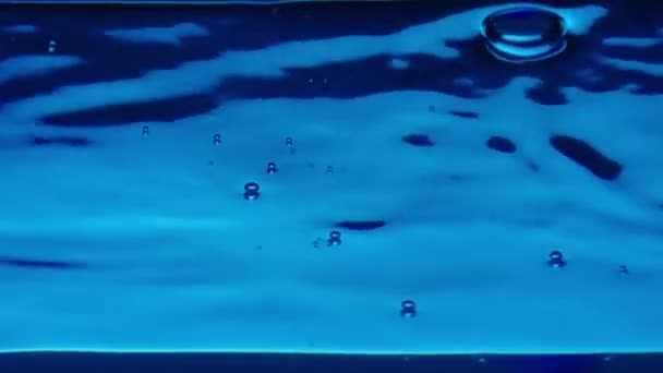 Vista Inferior Burbujas Aire Brillantes Que Elevan Columna Agua Forman — Vídeo de stock