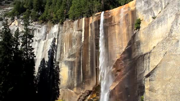 Йосемитский водопад — стоковое видео