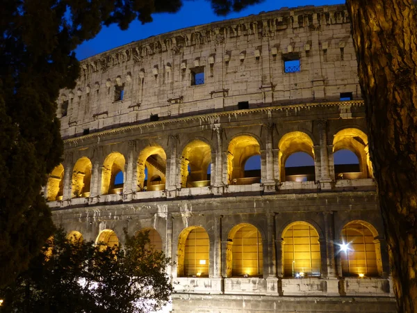 ROM - Koloseum — Zdjęcie stockowe