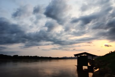 mekong Nehri güneş doğarken