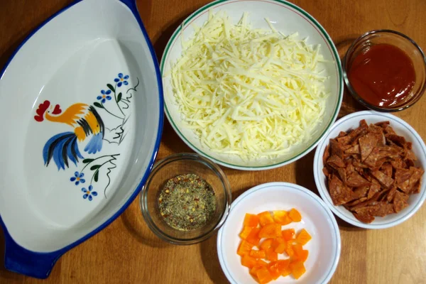 Yemek Malzemeleri Boş Güveç Tabağı — Stok fotoğraf