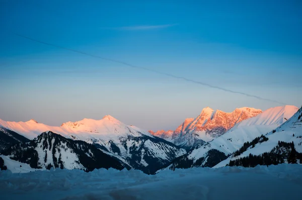 Sunset in tyrol snow mountain alps at winter — Stock Photo, Image