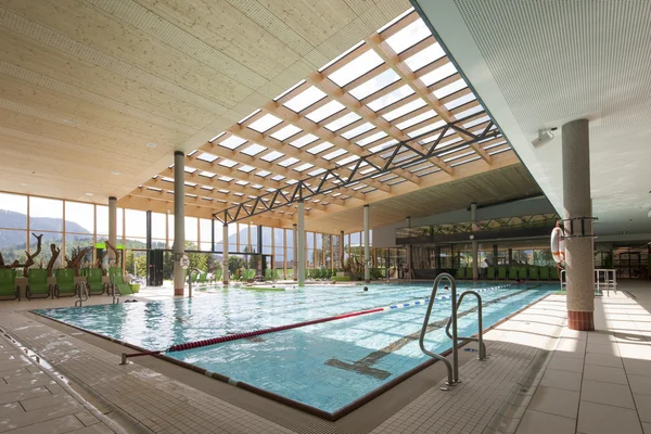 Interior view of swimming bath with pool with indoor laps — Stock Photo, Image