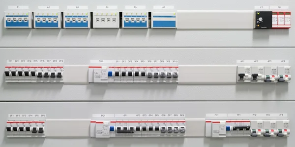 Some black switches for ground fault circuit interrupter on covered bar — Stock Photo, Image