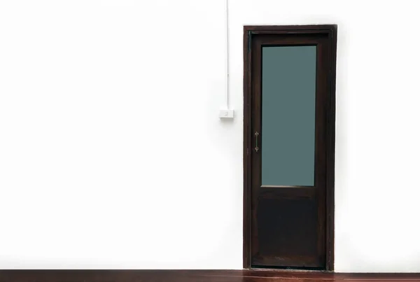 Front Door Glass Door Toilet Vintage Style — 图库照片