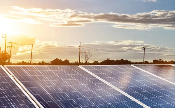 Panel Fotovoltaico Nueva Tecnología Para Almacenar Utilizar Poder Naturaleza Con —  Fotos de Stock