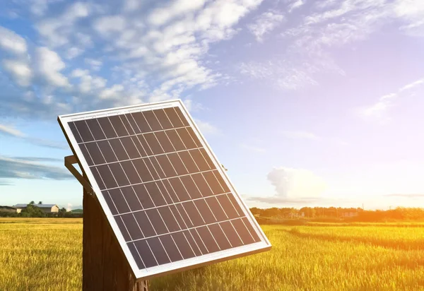 Painel Fotovoltaico Nova Tecnologia Para Armazenar Usar Poder Natureza Com — Fotografia de Stock