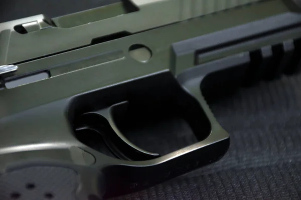 Automatic 9Mm Pistol Gun Trigger Black Leather Background Soft Selective — Stock fotografie
