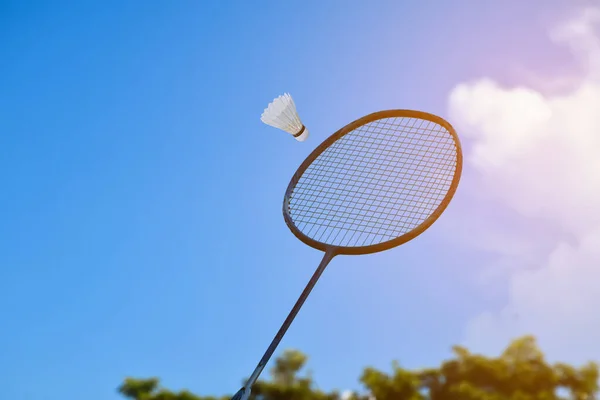Badminton Racket Badminton Shuttlecock Cloudy Bluesky Background Outdoor Badminton Playing —  Fotos de Stock