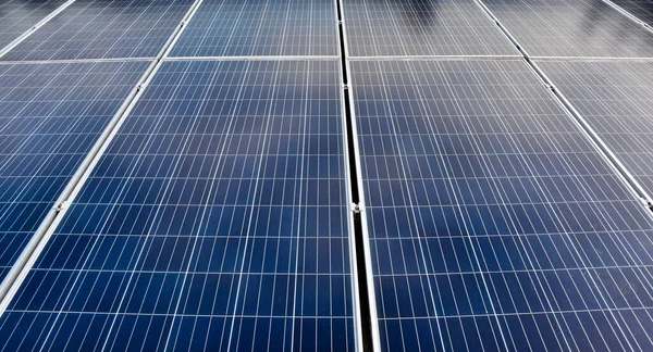 Panel Fotovoltaico Nueva Tecnología Para Almacenar Utilizar Poder Naturaleza Con —  Fotos de Stock