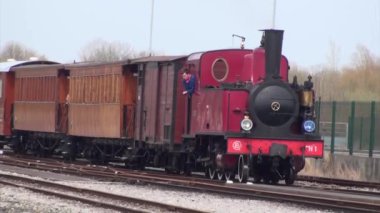 Eski tren ve buhar motoru, 1906 yılında yapılan