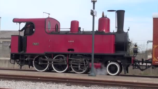 Old train and steam engine,  made in 1906 — Stock Video