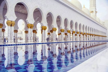 Interior architecture of the Sheikh Zayed Grand Mosque. Abu Dhabi