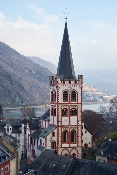 Aziz Peter Kirche Kilise Bacharach Almanya Ren Nehrinin Yanında — Stok fotoğraf