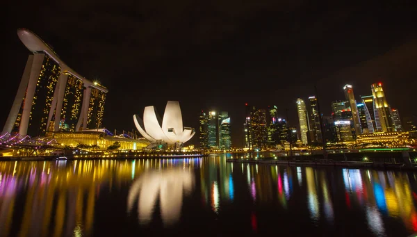 新加坡-dec 21： 滨海湾金沙，新加坡采取十二月 — 图库照片