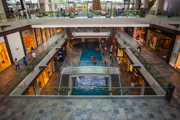 SINGAPORE - JAN 2: Shopping mall at Marina Bay Sands Resort on J