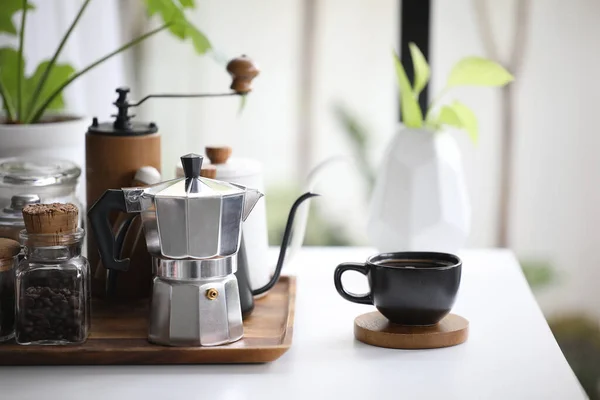 Panela Moka Alumínio Xícara Café Preto Com Café — Fotografia de Stock