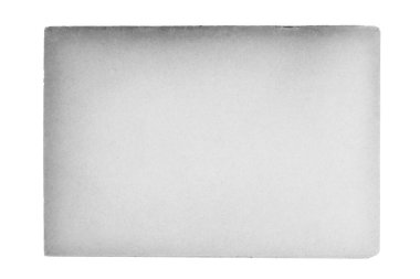 Beyaz izole arkaplanı olan eski model gri kağıt.