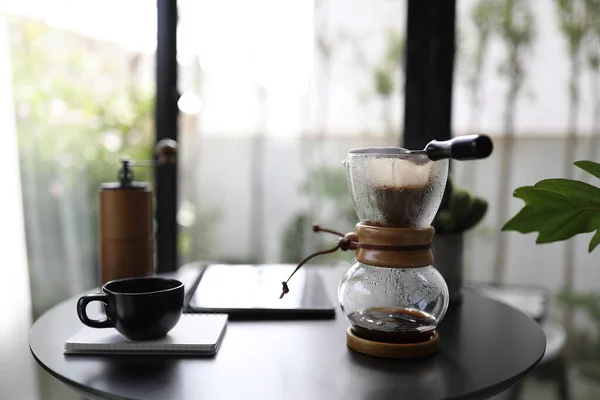 Coffee Drip Pot Wooden Coffee Grinder — Stok fotoğraf
