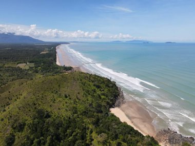 Sarawak ve Borneo Adası 'nın güney kesimindeki Pugu, Gondol, Siar ve Pandan Sahilleri.