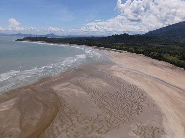 Sarawak ve Borneo Adası 'nın güney kesimindeki Pugu, Gondol, Siar ve Pandan Sahilleri.