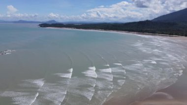 Sarawak ve Borneo Adası 'nın güney kesimindeki Pugu, Gondol, Siar ve Pandan Sahilleri.