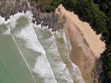 Sarawak ve Borneo Adası 'nın güney kesimindeki Pugu, Gondol, Siar ve Pandan Sahilleri.